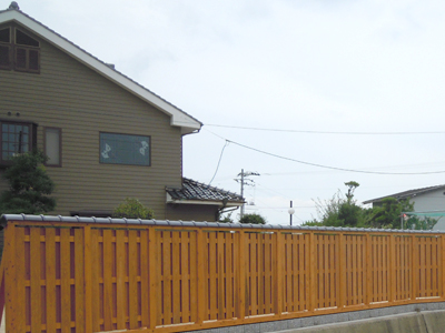 島根県江津市のリフォーム　車庫　木の塀　大和塀　施工事例
